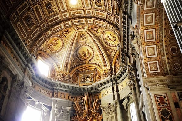 Light in the Basilica of St Paul