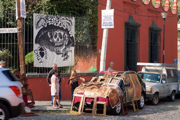 San Jacinto Plaza montrant cbd et marchés