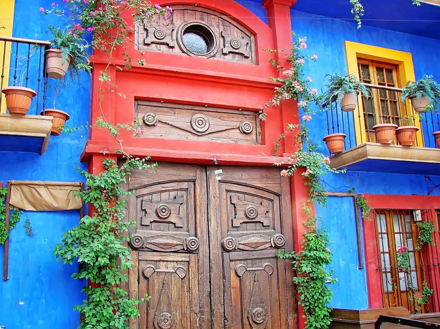 Old city - Monterrey Barrio Antiguo; Shutterstock ID 643829254