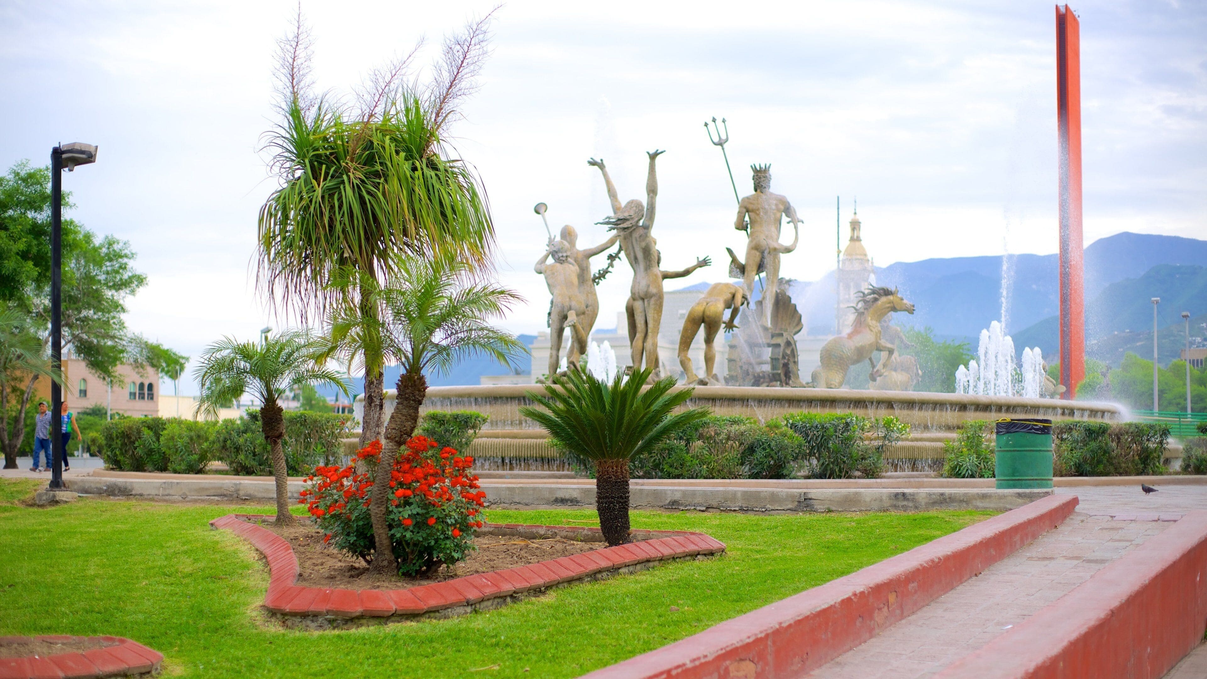 Fuente de la Vida o Neptuno which includes a fountain, outdoor art and a statue or sculpture