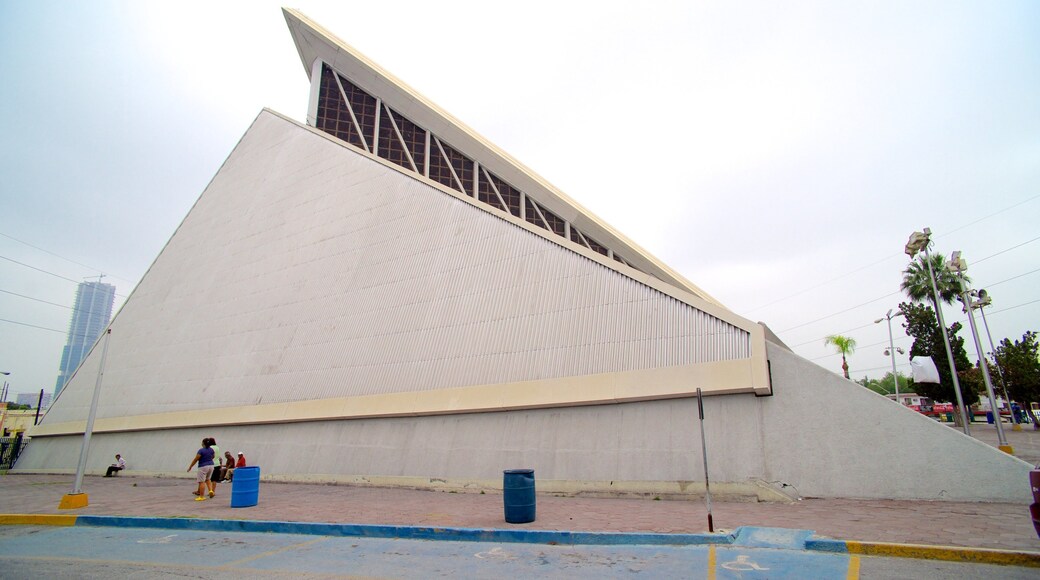 Basilica de Guadalupe featuring modern architecture and a church or cathedral