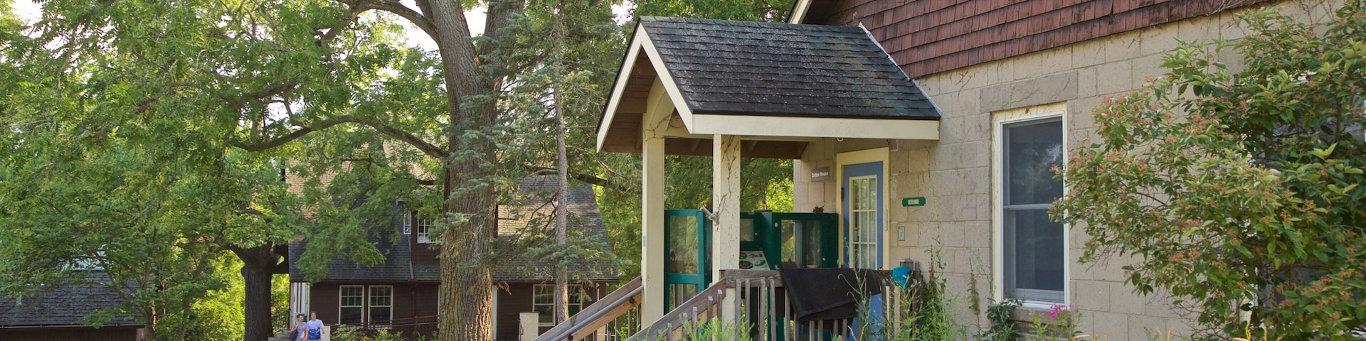 Leslie Science Center mit einem Haus