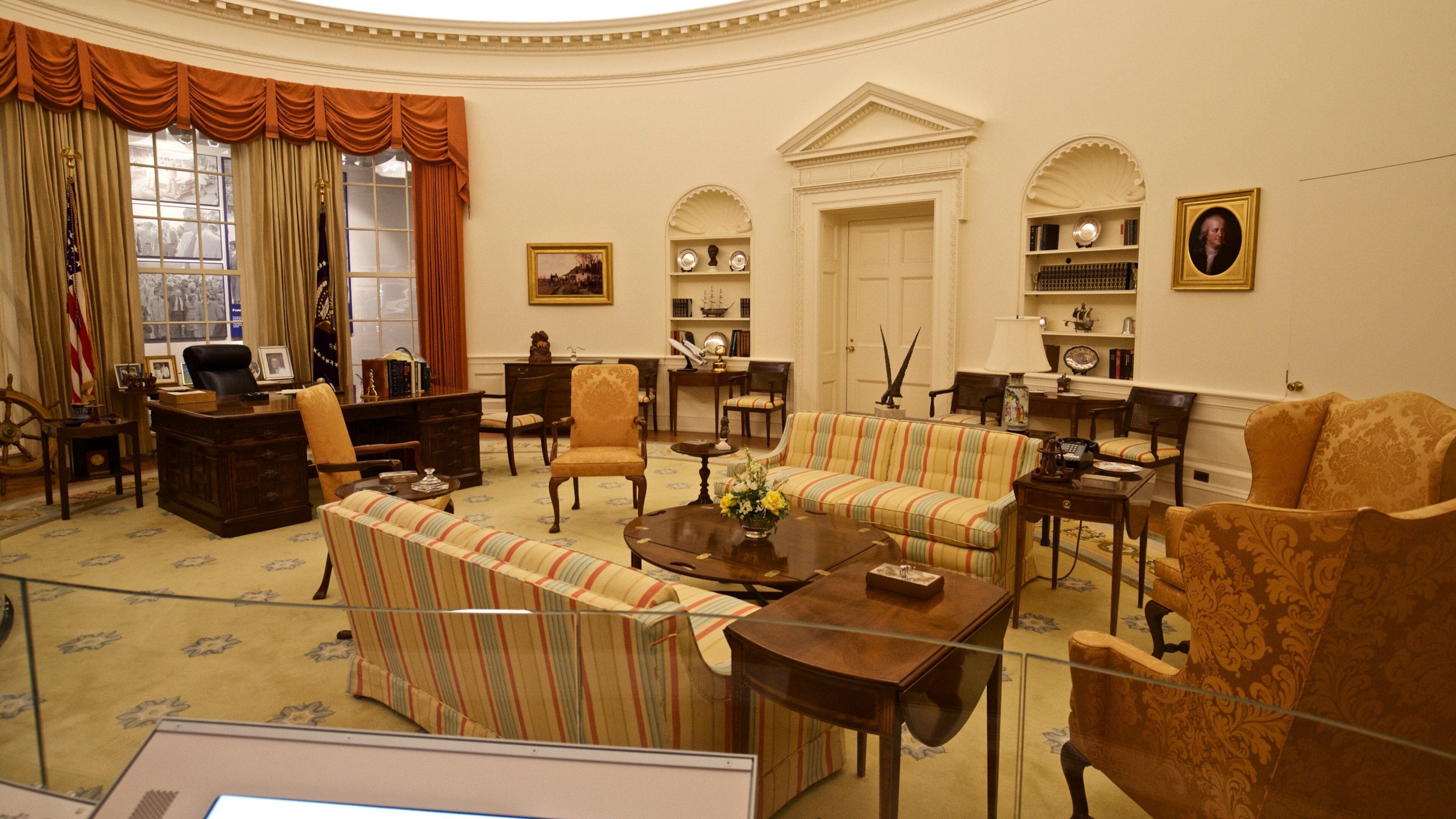 Gerald R. Ford Museum featuring an administrative buidling, interior views and heritage elements