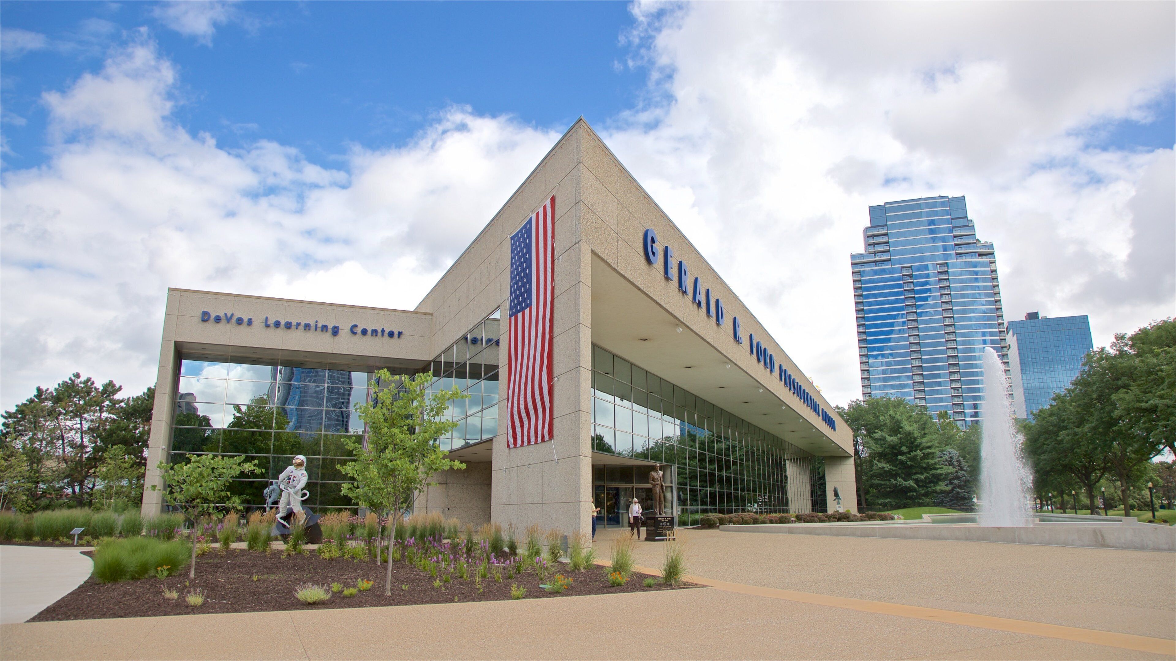 Gerald R. Ford Museum showing a city