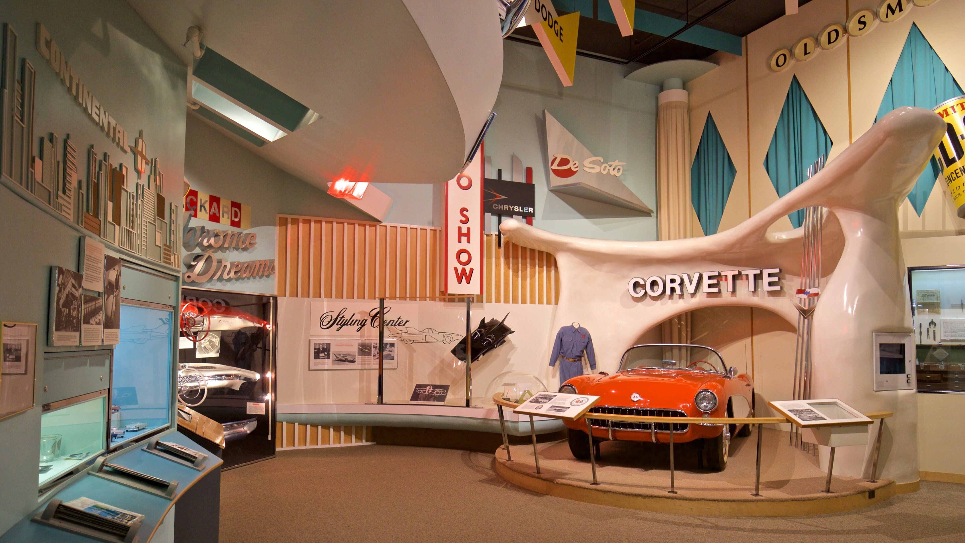 Michigan Historical Museum som omfatter interiør og kulturarvsgenstande