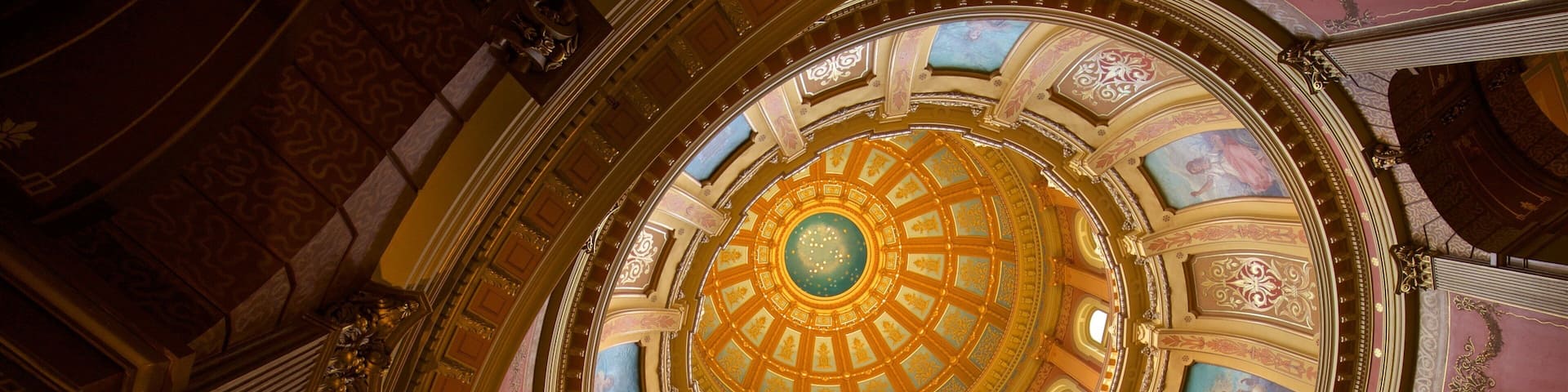 Michigan State Capitol which includes heritage elements and interior views