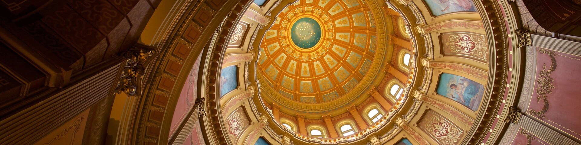 Michigan State Capitol which includes heritage elements and interior views
