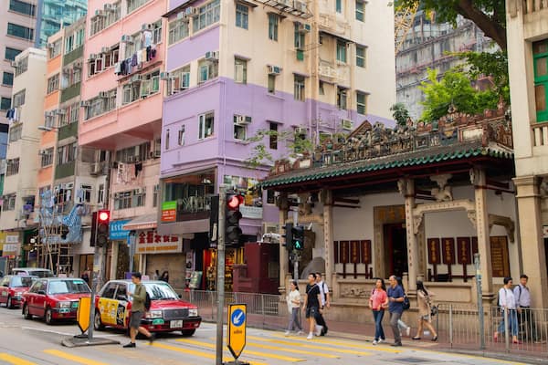 Hung Shing Temple which includes street scenes
