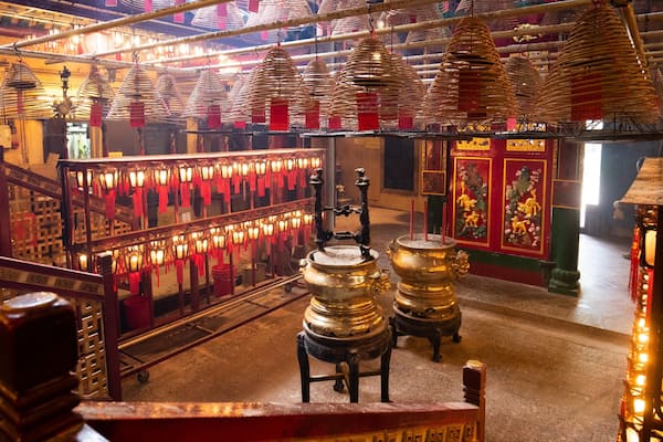 Man Mo Temple which includes heritage elements, interior views and a temple or place of worship