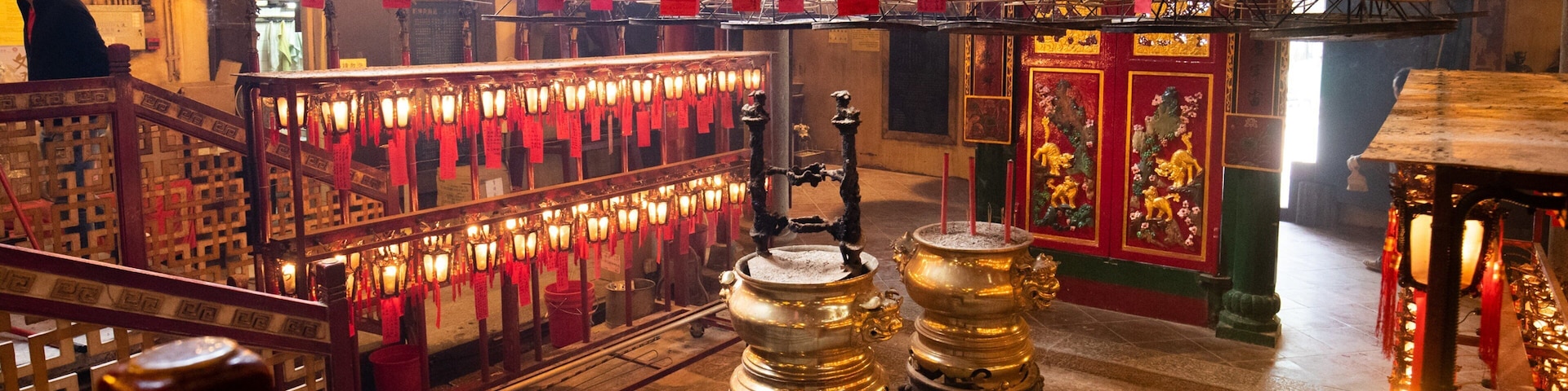 Man Mo Temple which includes heritage elements, interior views and a temple or place of worship