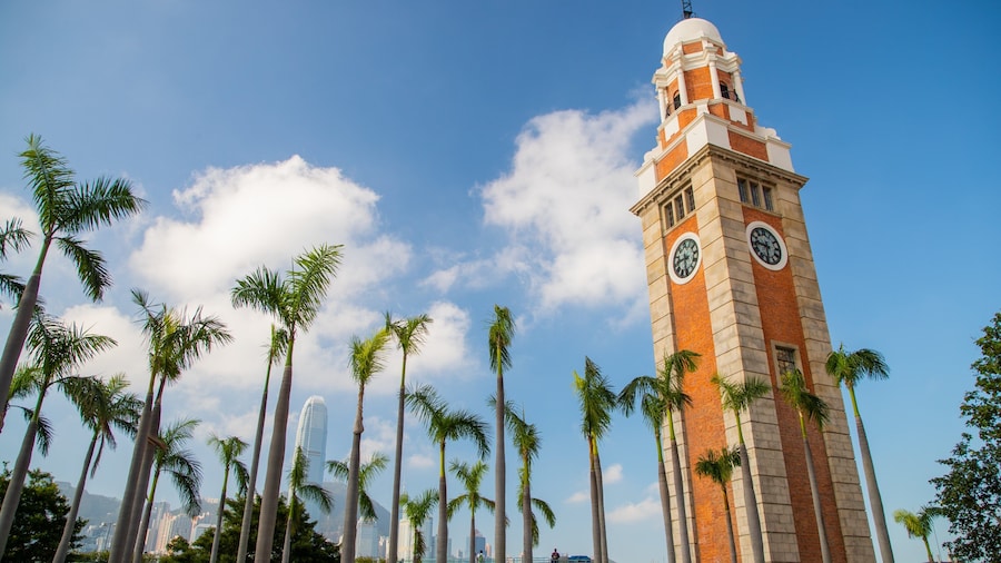 Tsim Sha Tsui Clock Tower showing heritage architecture