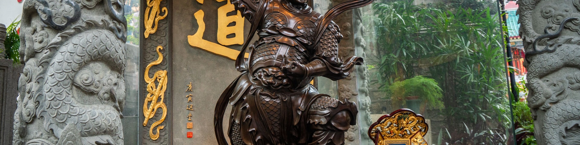 Wong Tai Sin Temple which includes heritage elements and a statue or sculpture