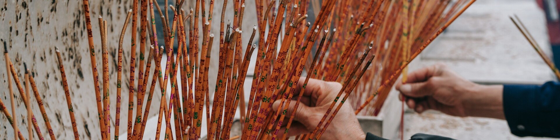 Wong Tai Sin Temple featuring a temple or place of worship
