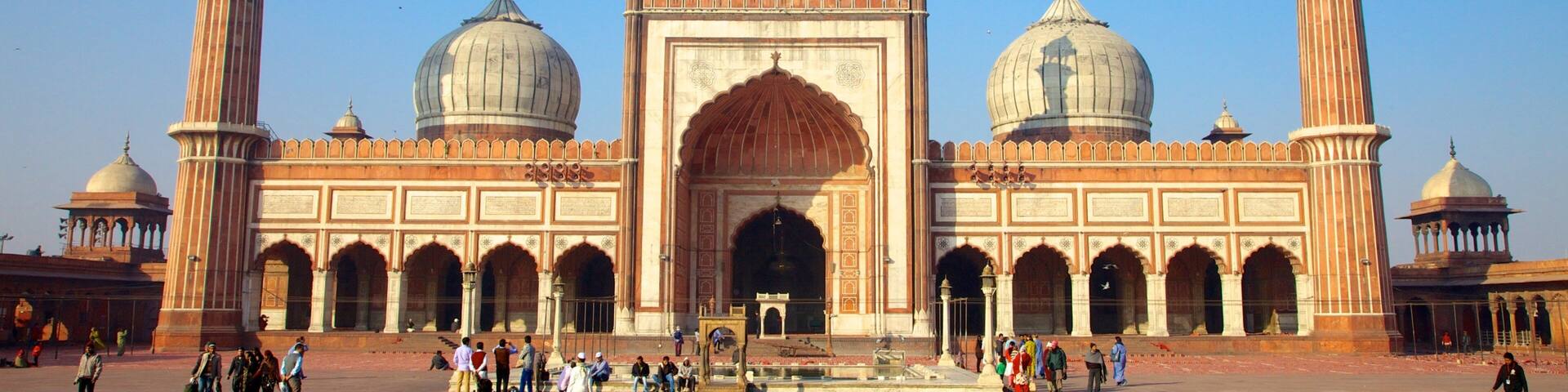 Jama Masjid montrant aspects religieux, patrimoine architectural et mosquée