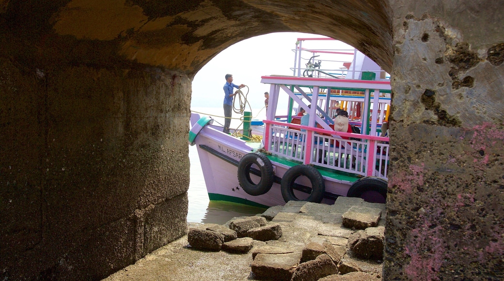 Elephanta Caves featuring boating