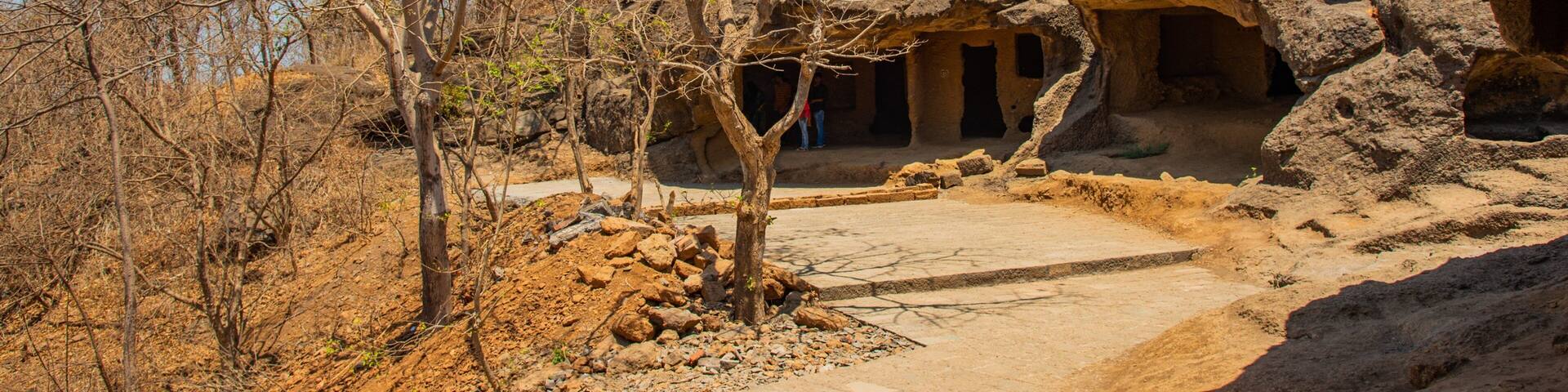 Kanheri Caves which includes desert views