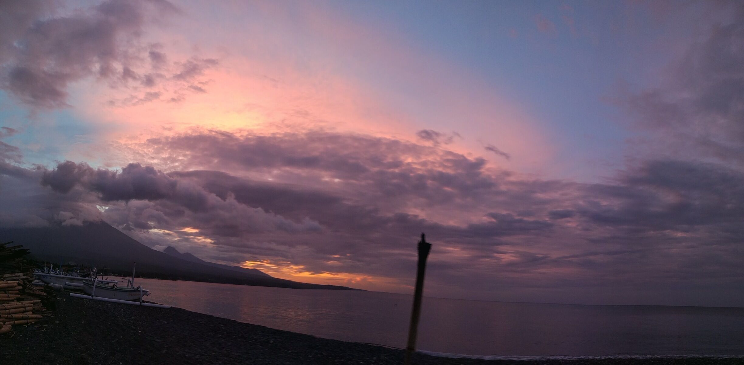I can't believe the colours of the #sunset at #amed #bali tonight. We thought it was going to be a disappointment due to the storm clouds, but we got the full spectrum of colours from start to finish. 😍