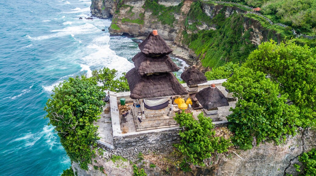 Kuil Uluwatu