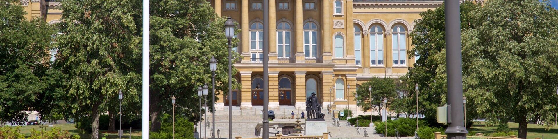 Iowa State Capitol Building featuring heritage architecture and a park