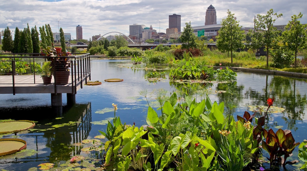 Des Moines