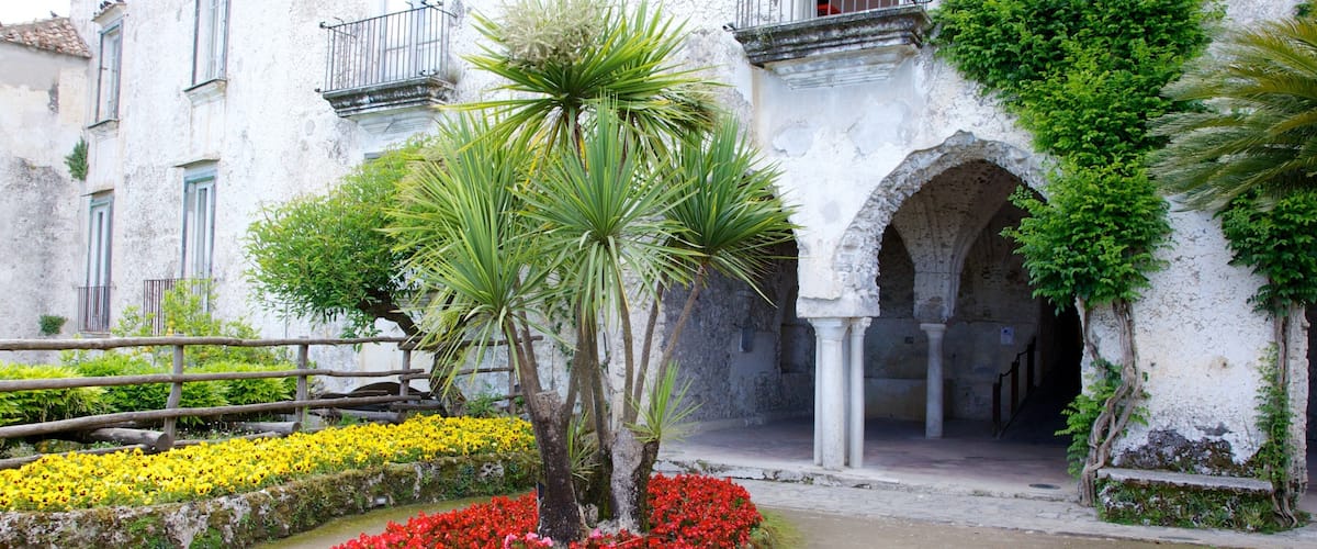 Villa Rufolo featuring flowers, heritage architecture and a luxury hotel or resort