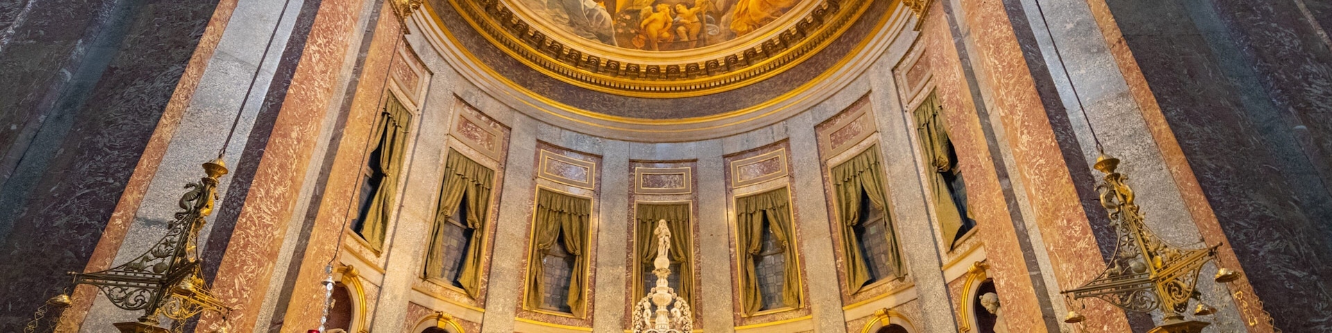 Basilica of San Domenico featuring heritage elements, art and interior views