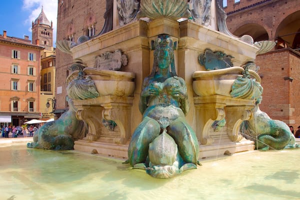 Neptunbrunnen das einen Springbrunnen