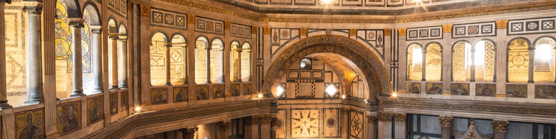 Arcetri which includes interior views, heritage elements and a church or cathedral