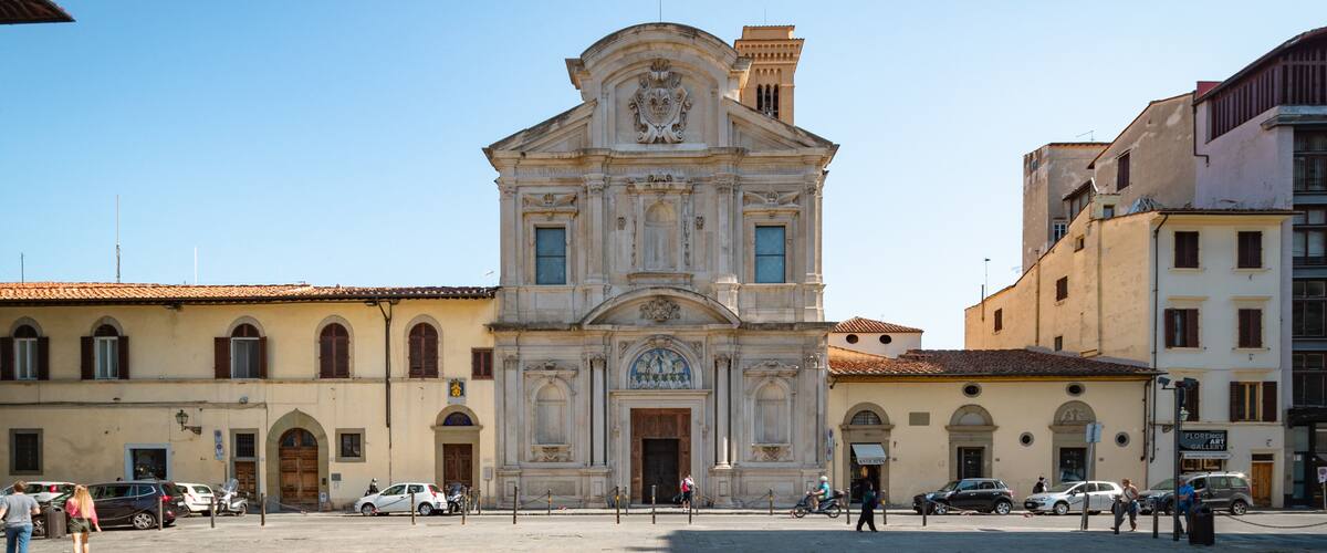 Chiesa di Ognissanti featuring a square or plaza and heritage architecture