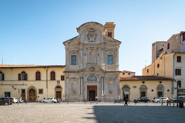 Chiesa di Ognissanti featuring a square or plaza and heritage architecture
