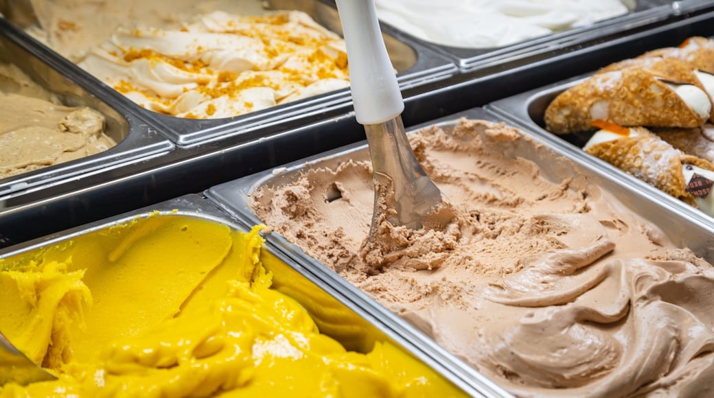 Central Market which includes food