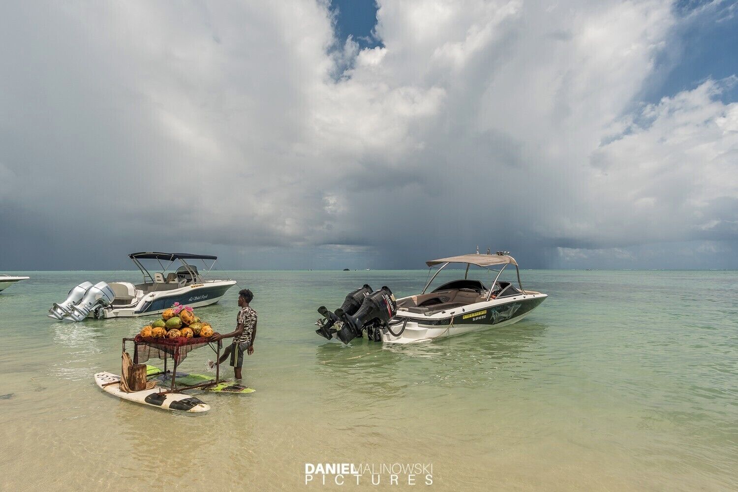 A small uninhabited island located close to the Flic en Flac beach,

#beach #mauritius #bvsquad #BeachTips