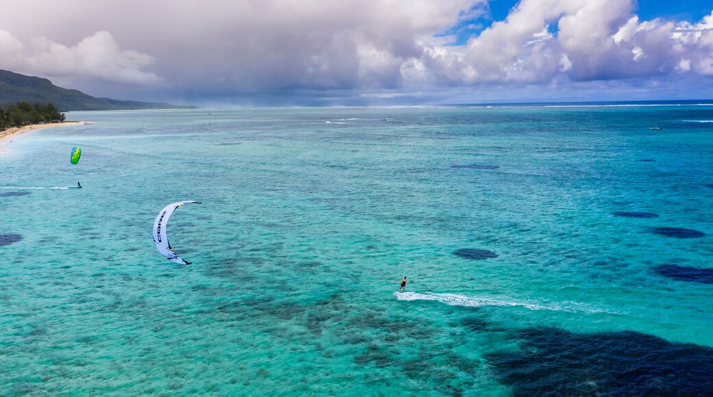 Kitesurfing, at le Morne Mauritius, Africa