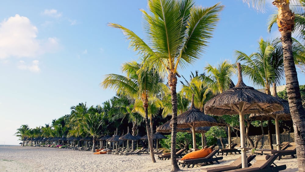 DEW25G Belle Mare beach by sunrise in Mauritius