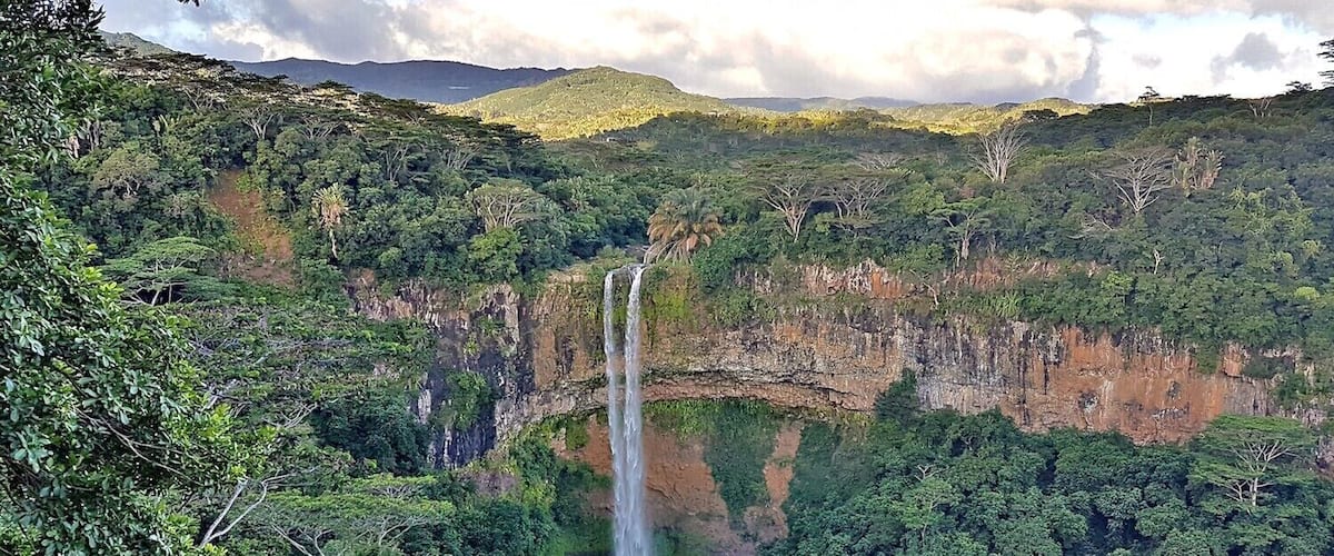 We planned to stop here for a couple of minutes but ended up staring out at this scene for much longer. Hike up the 50 or so stairs to the right of the parking lot for an even better view than what you see from the main viewpoint below!
#chamarel #mauritius #waterfall #beautifuldestination