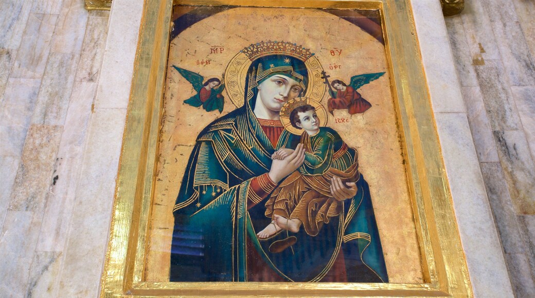 La Catedral fasiliteter samt religiøse elementer og kunst