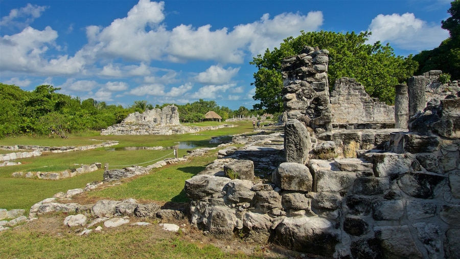 Las Ruinas del Rey toont vervallen gebouwen