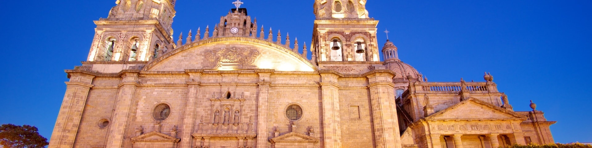 Metropolitan Cathedral showing night scenes, religious aspects and heritage architecture