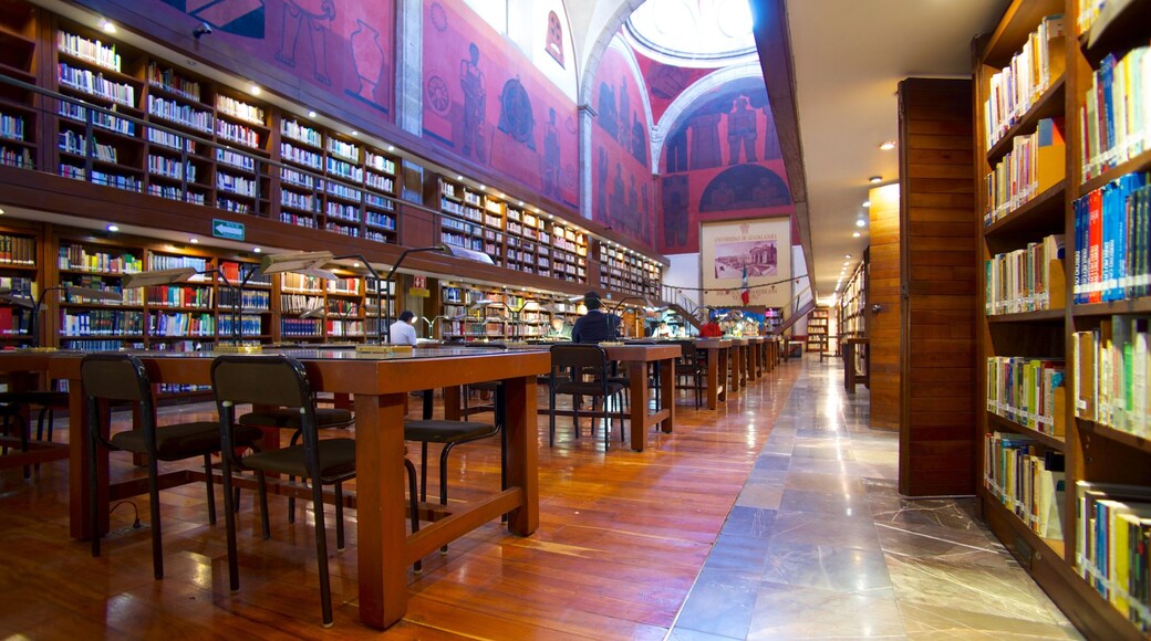 Biblioteca Octavio Paz featuring interior views