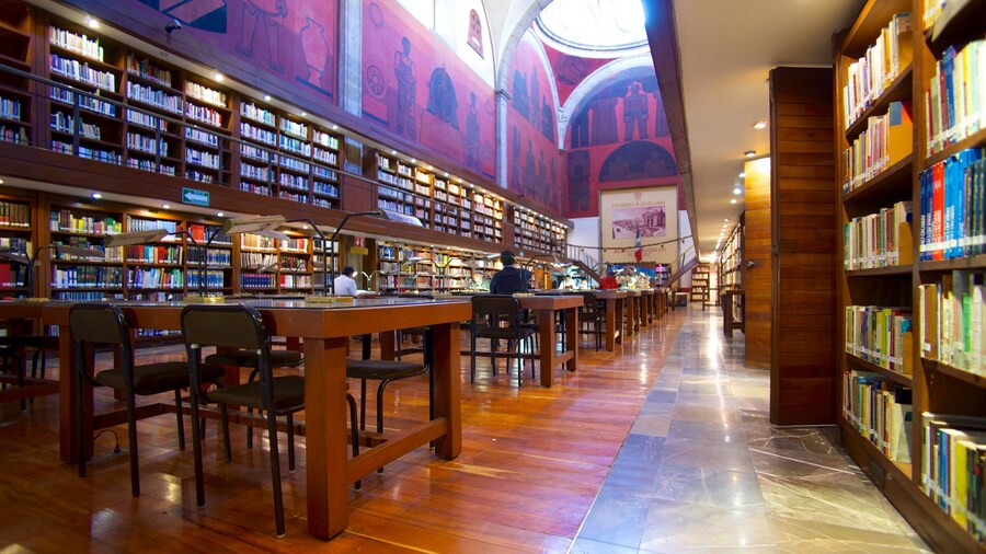 Biblioteca Octavio Paz featuring interior views