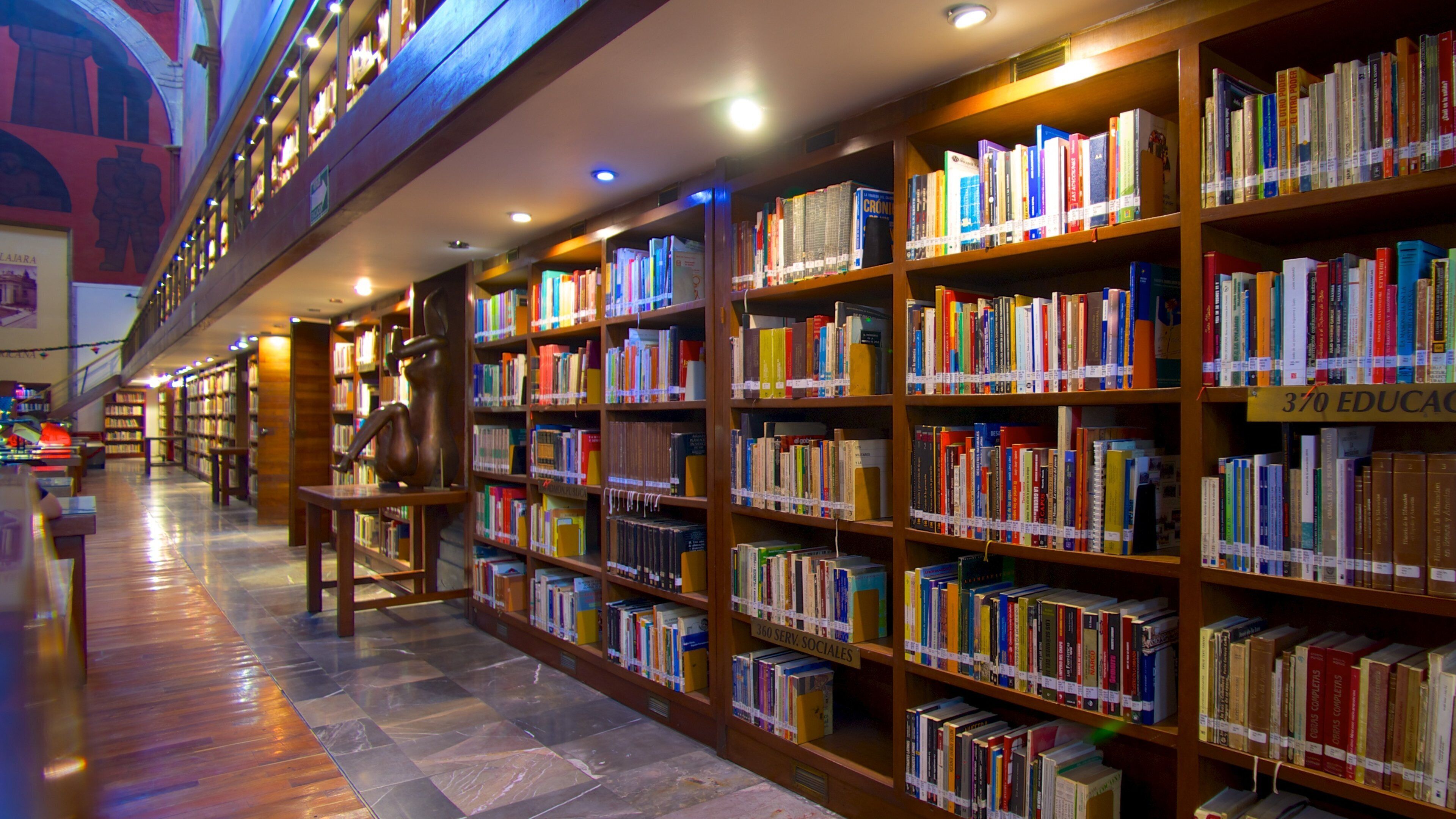 Biblioteca Octavio Paz which includes interior views and an administrative buidling
