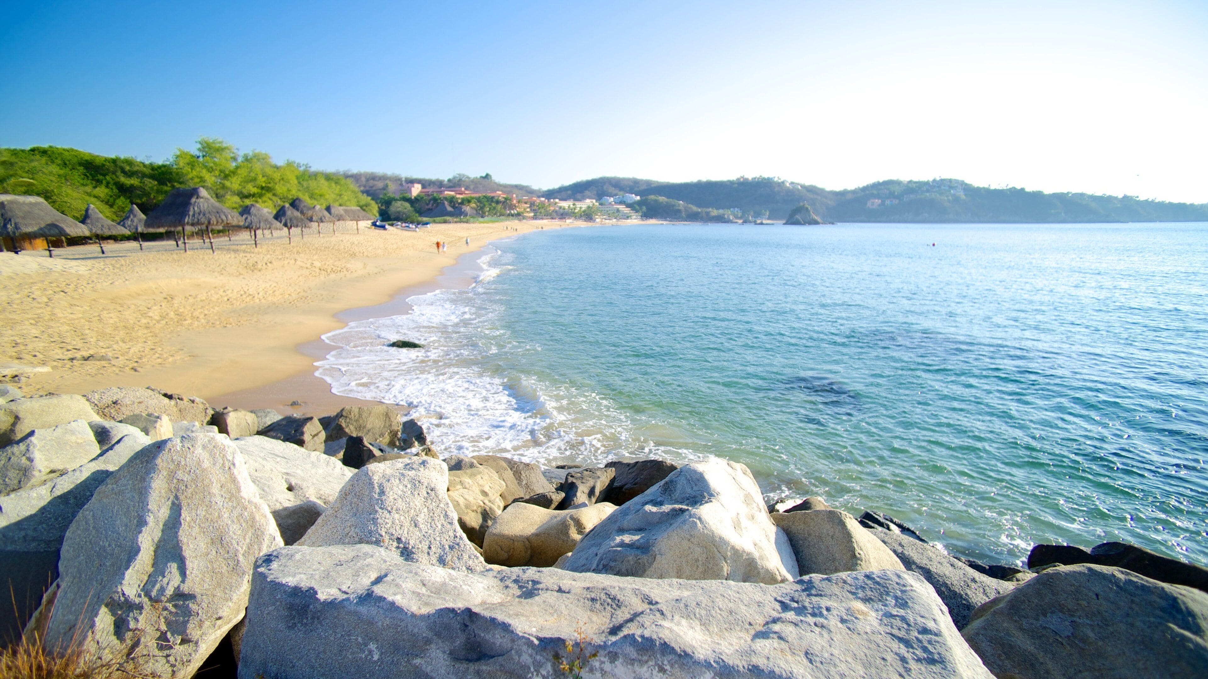 Zaachila Beach showing a beach and landscape views