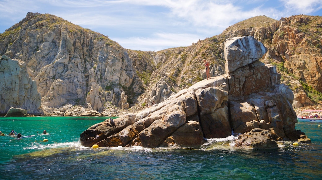 Land\'s End which includes general coastal views and rocky coastline