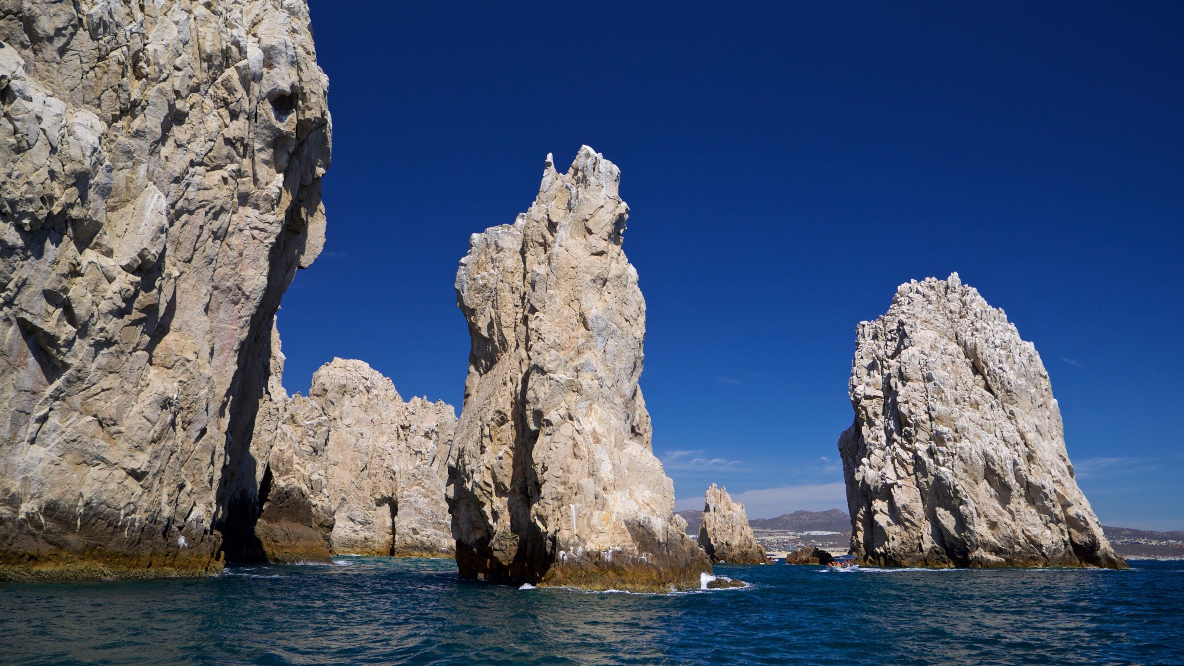 Land\'s End which includes rocky coastline and general coastal views