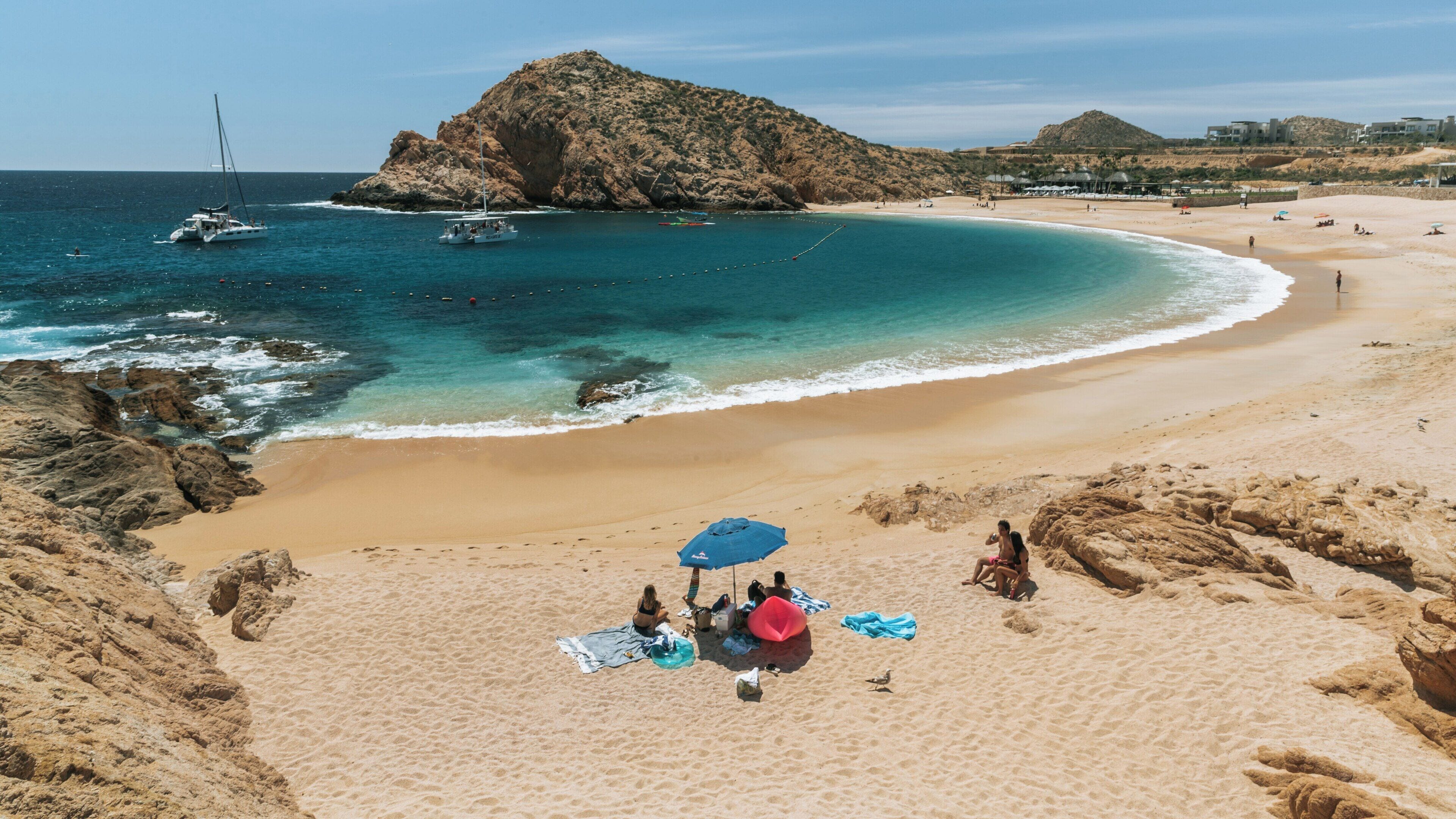 Discovering Santa Maria Beach in Cabo San Lucas for a Relaxing Day Under the Sun