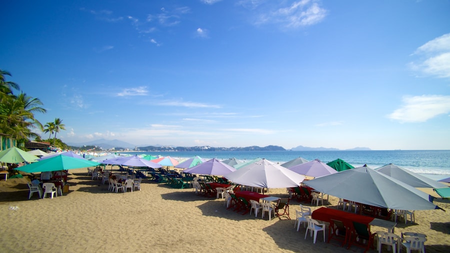 Playa Miramar qui includes plage