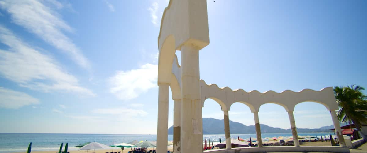 Playa Miramar montrant vues littorales