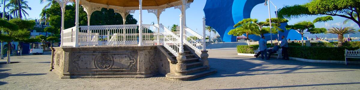 Zocalo which includes a square or plaza