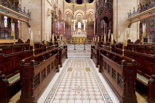 St Fin Barre\'s Cathedral mettant en vedette patrimoine historique, patrimoine architectural et vues intérieures