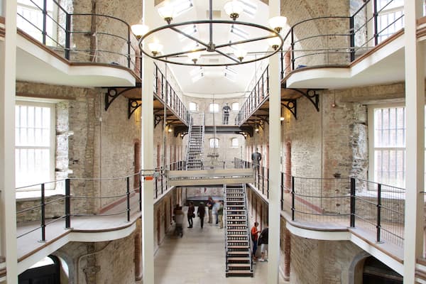 Cork City Gaol featuring interior views, an administrative buidling and heritage elements